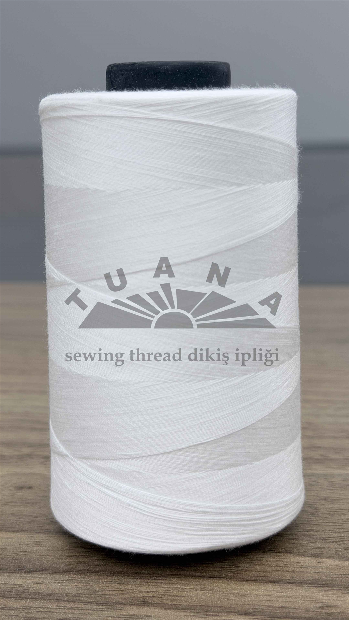 Tuana 120 Numara Beyaz Renkli Polyester Dikiş İpliği