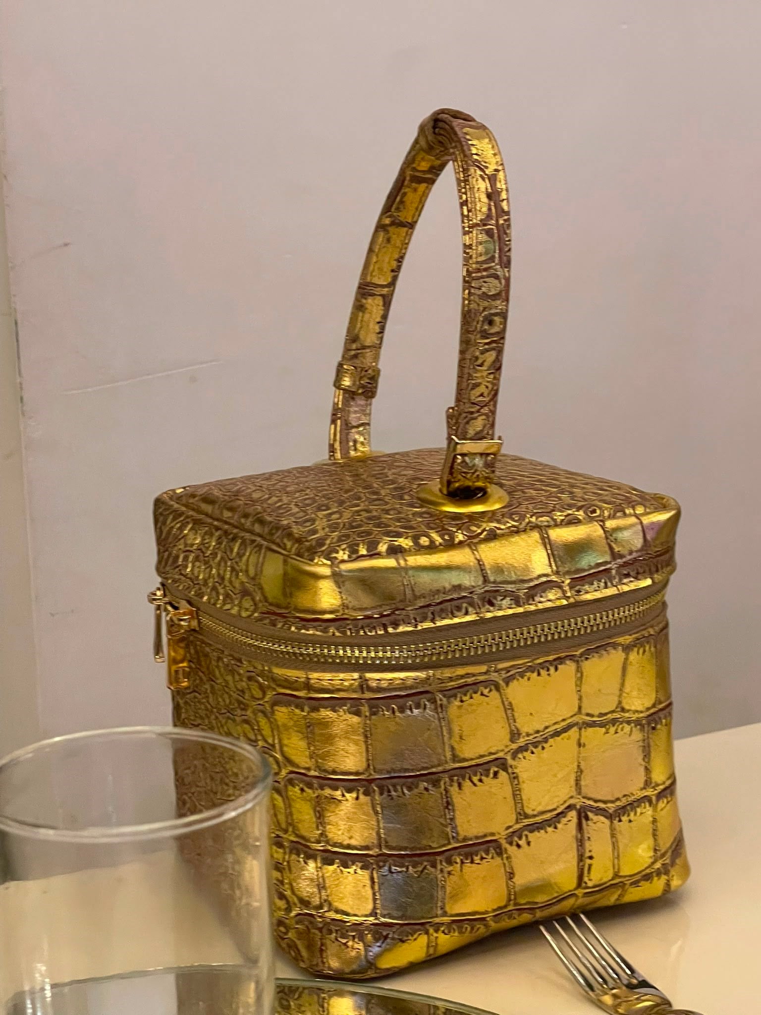 GOLD MİNİ KROKODİL ÇANTA