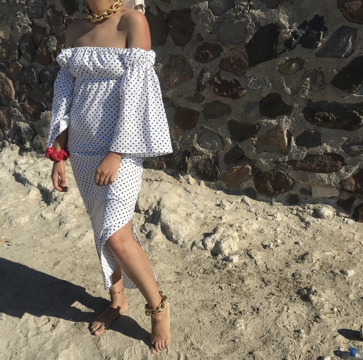 PUANTİYELİ ELBİSE