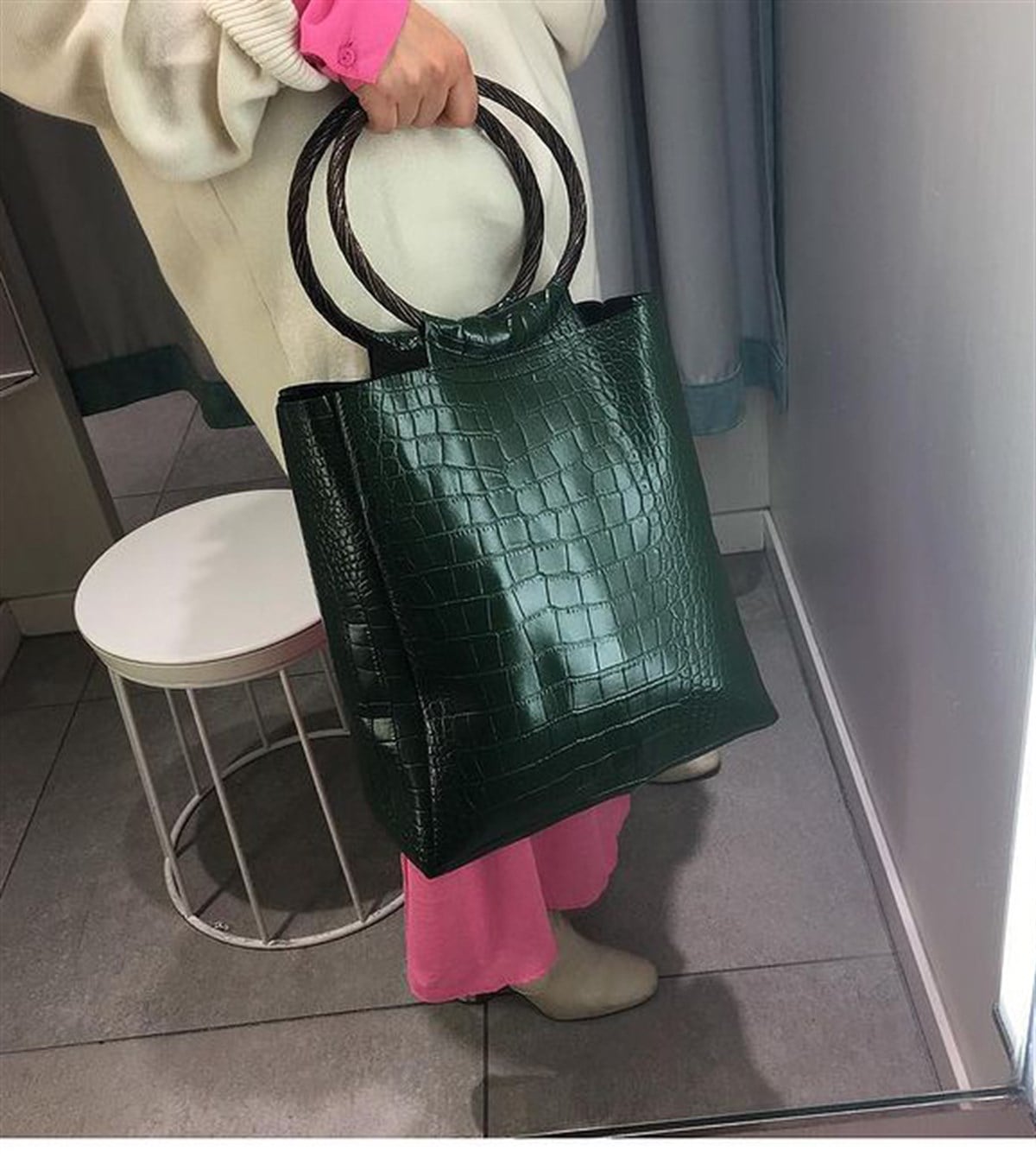 YUVARLAK BAMBU SAPLI KROKODİL ÇANTA