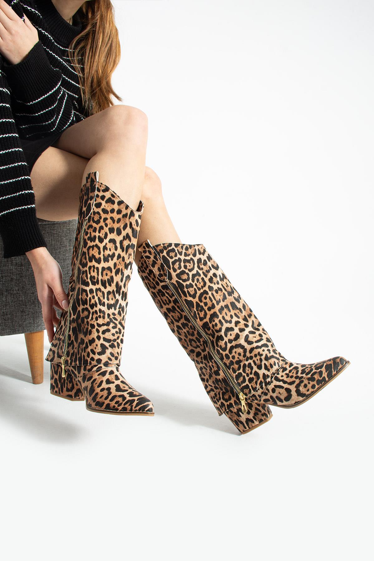 Diva Leopar Deri Tozluklu Fermuar Detaylı 6 Cm Topuklu Çizme
