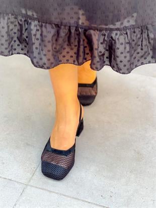 BERON KARE BURUN SİYAH FİLE DETAYLI 5 CM TOPUKLU SANDALET