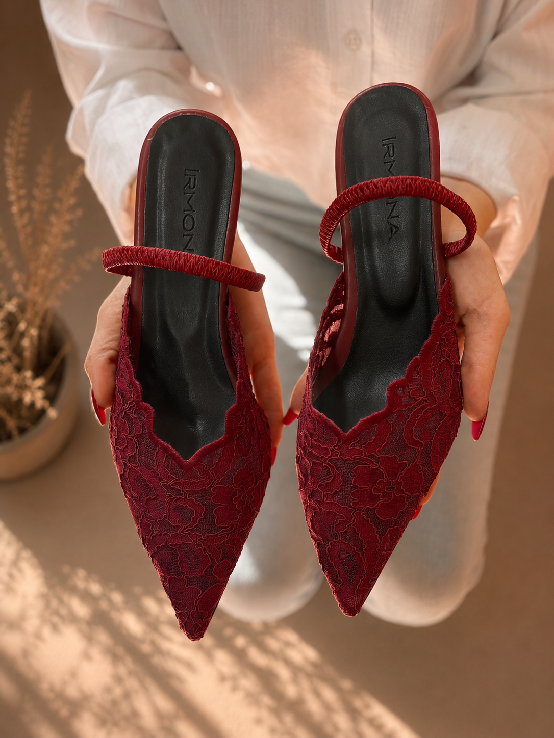 CANSY BORDO DANTEL 3 CM TOPUKLU LASTİKLİ BANTLI SİVRİ BURUN TOPUKLU AYAKKABI
