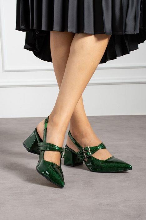 VERONİKA YEŞİL SİMLİ 2 TOKALI KISA ÖKÇE SANDALET