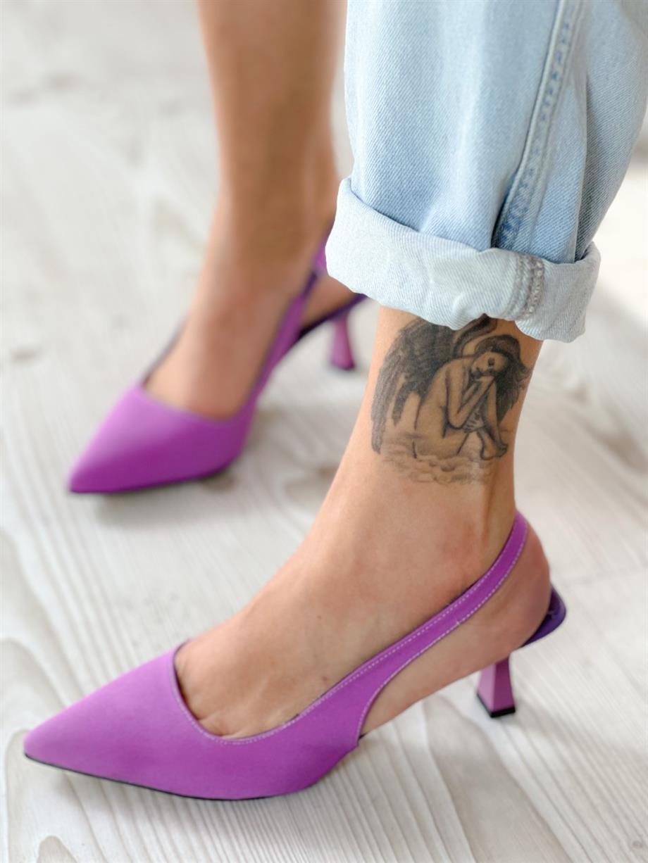 ZARİ MOR TOPUKLU AYAKKABI