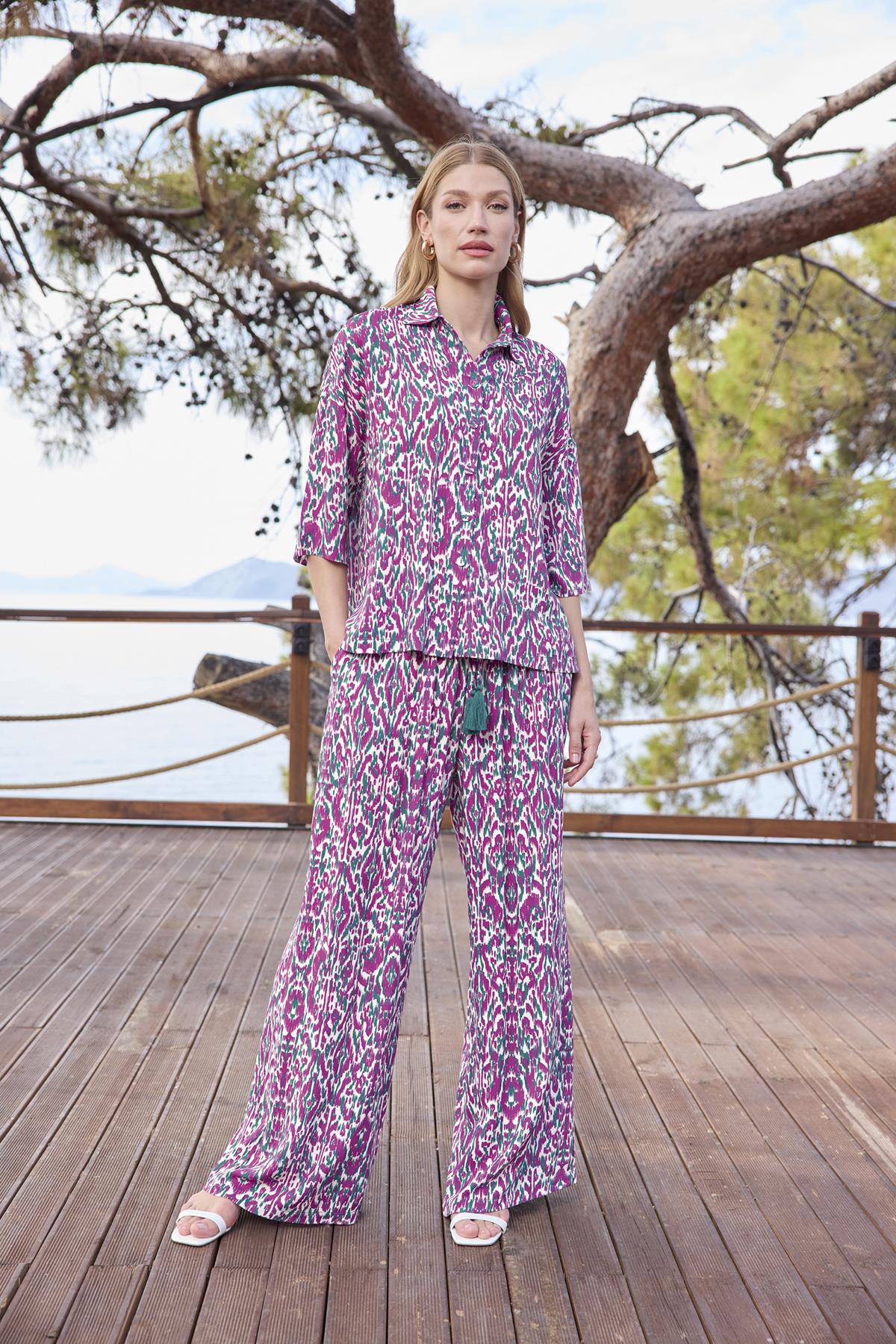 Desenli Önü Düğmeli Gömlek Yaka Alt Üst Takım