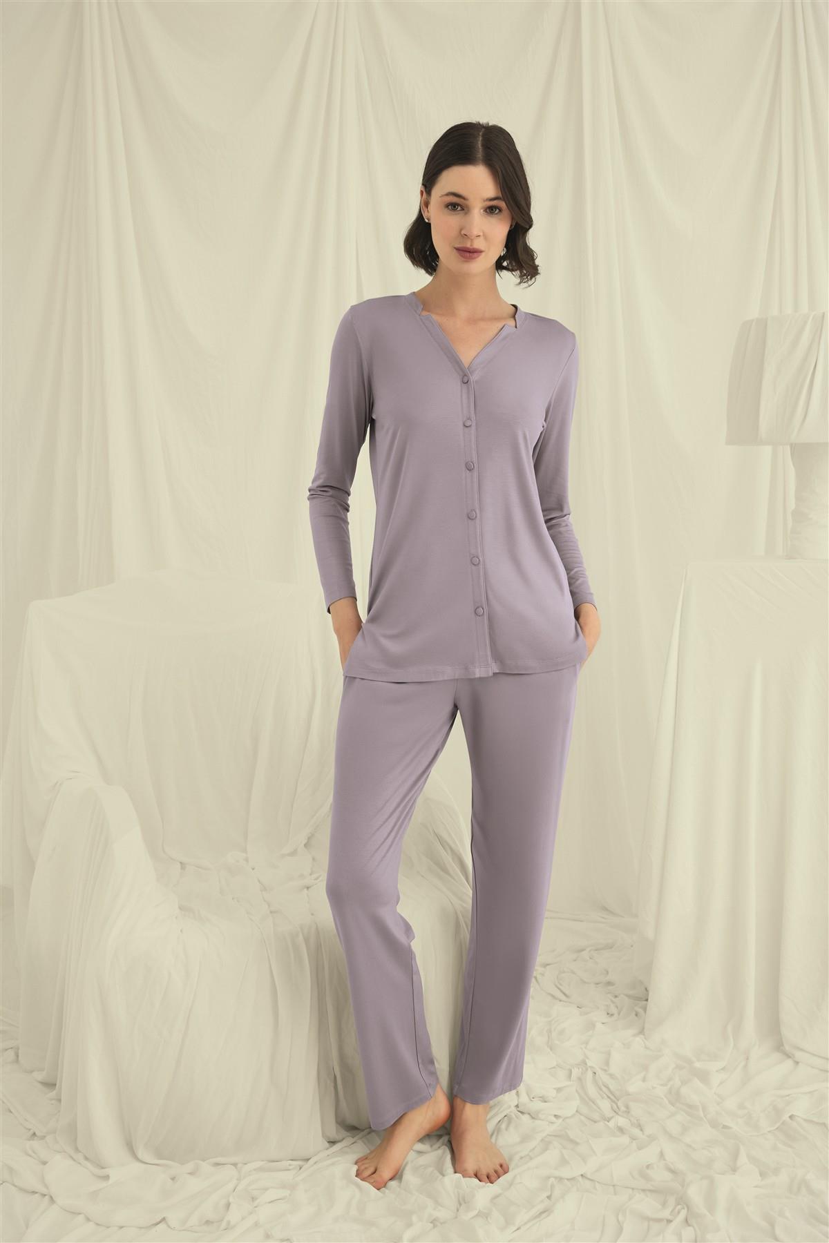 Uzun Kollu Boydan Düğmeli V Yaka Pijama Takımı