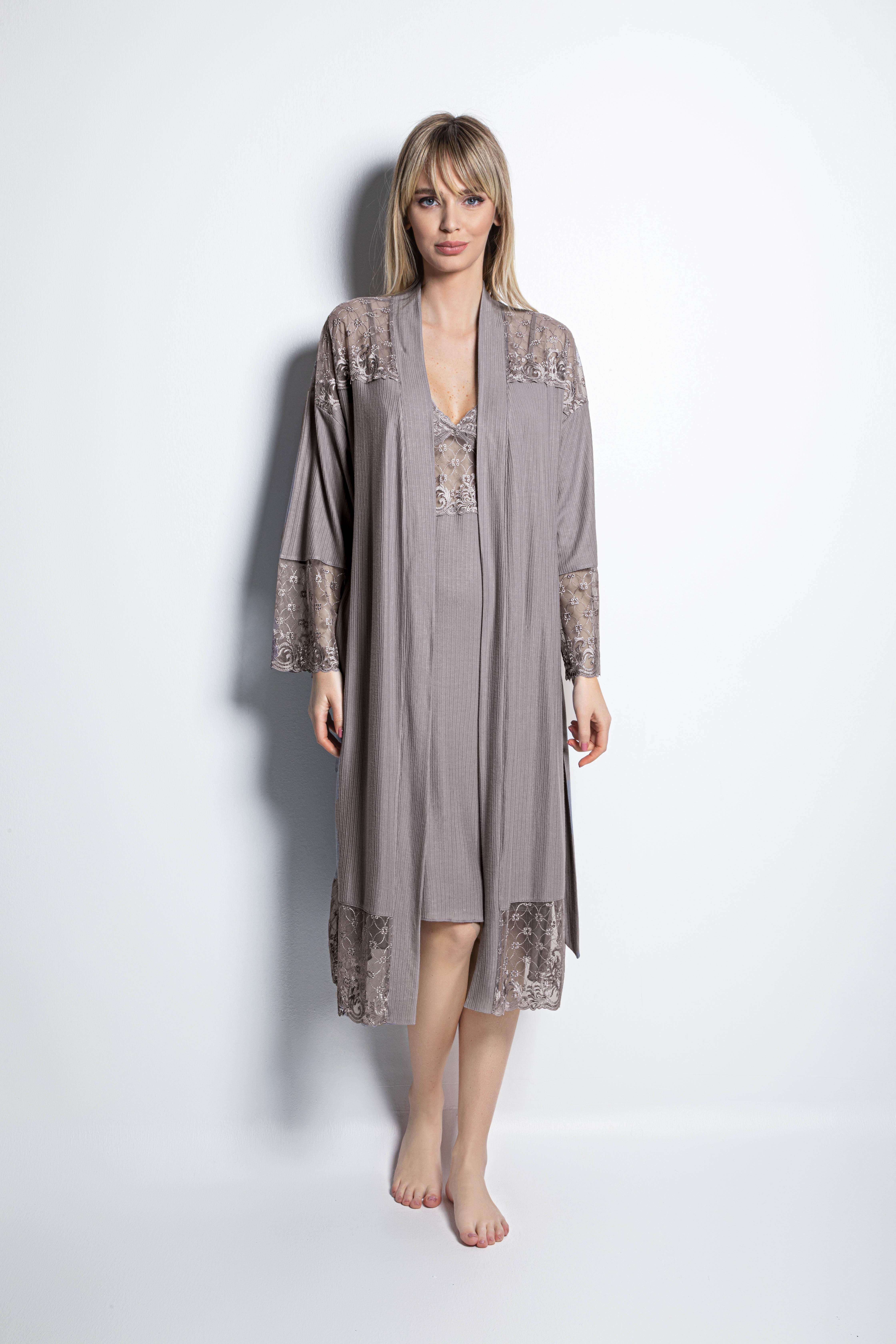 Dekolteli Brode Dantelli Sabahlık Takımı