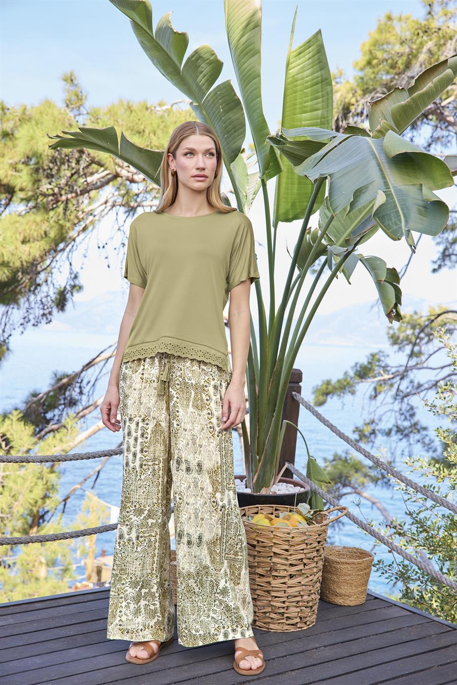 Dantelli Etnik Desenli Kısa Kollu Alt Üst Takım