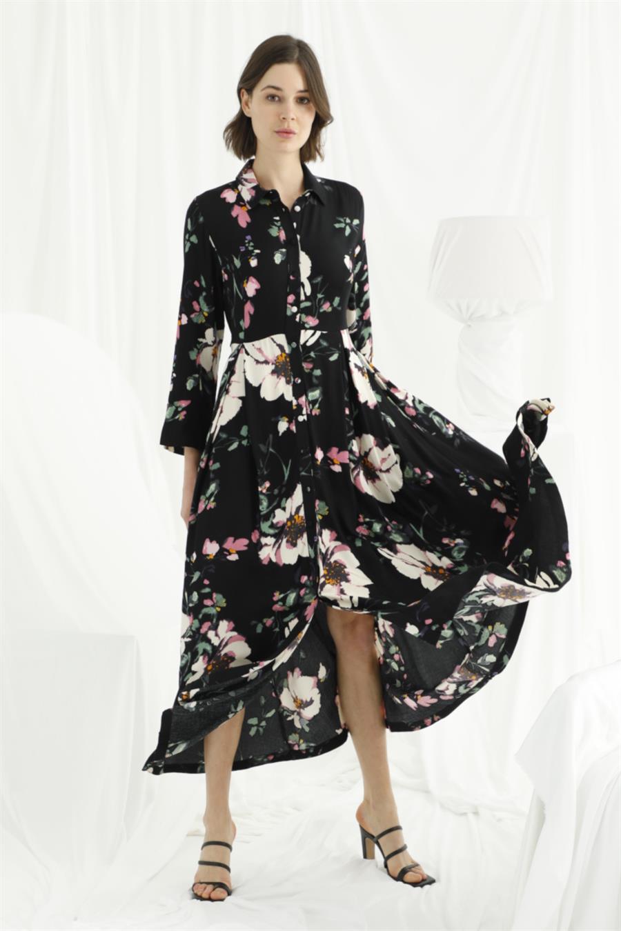 Çiçek ve Yaprak Desenli Önü Boydan Düğmeli Saten Elbise