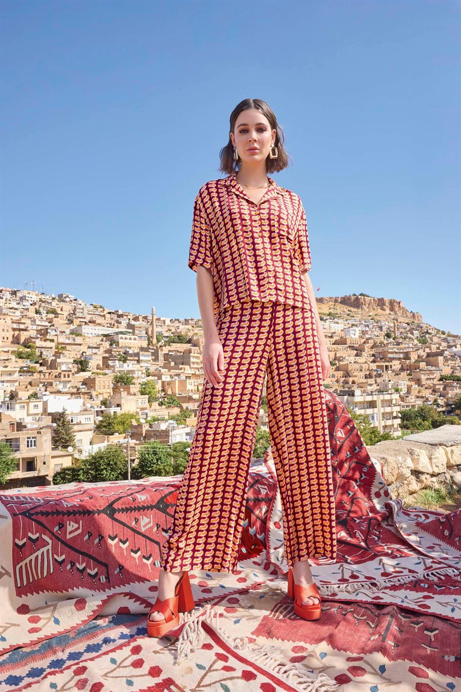 Etnik Desenli Saten Alt Üst Takım