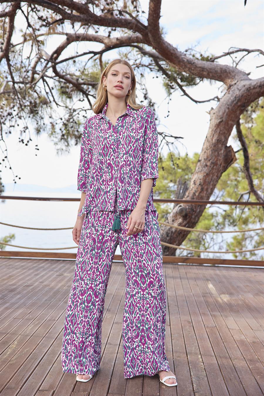 Desenli Önü Düğmeli Gömlek Yaka Alt Üst Takım