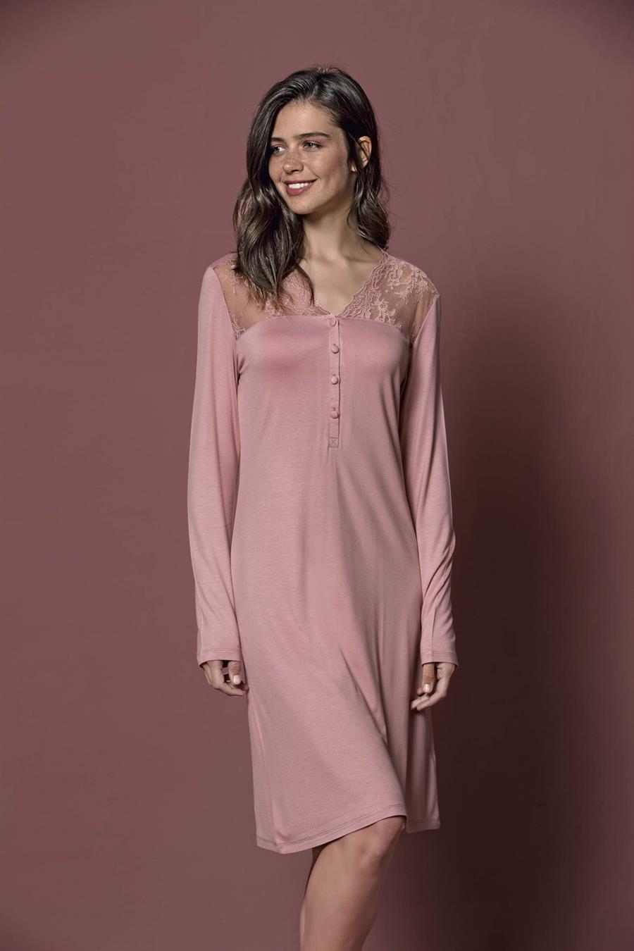 Yakası ve Omzu Dantelli Önü Düğmeli Gecelik