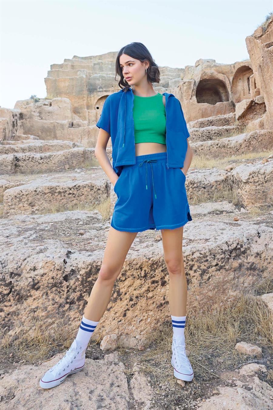 Kapüşonlu 3lü Crop Alt Üst Takım