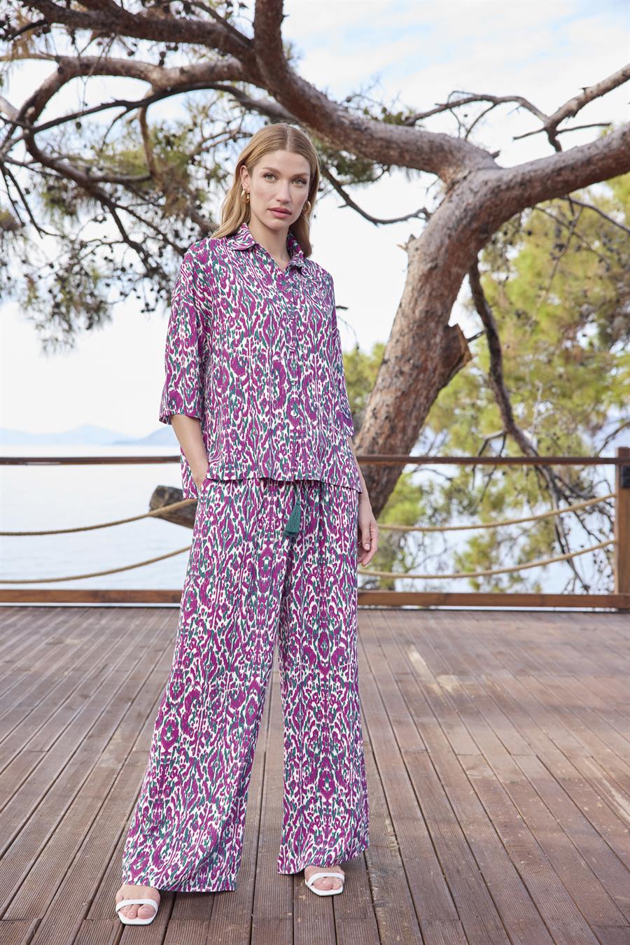 Desenli Önü Düğmeli Gömlek Yaka Alt Üst Takım