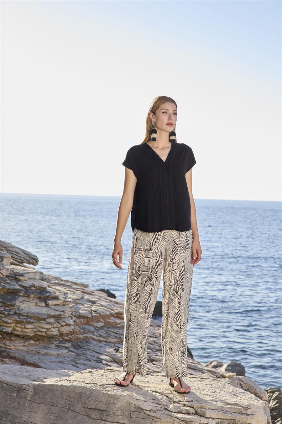 Çizgi Desenli Kısa Kollu V Yaka Alt Üst Takım