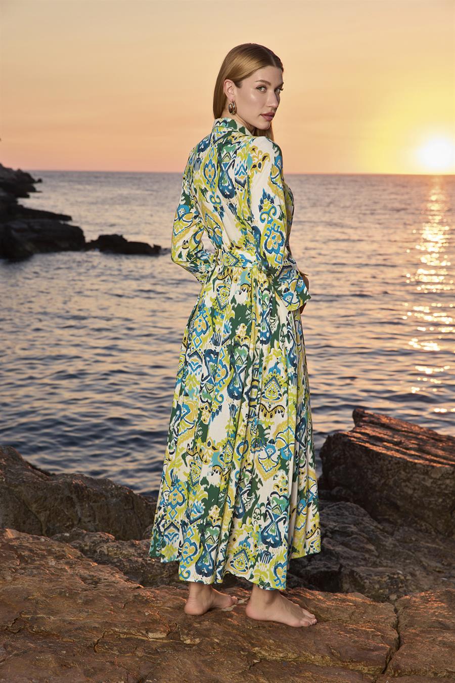 Desenli Uzun Kollu Önü Düğmeli Gömlek Yaka Elbise