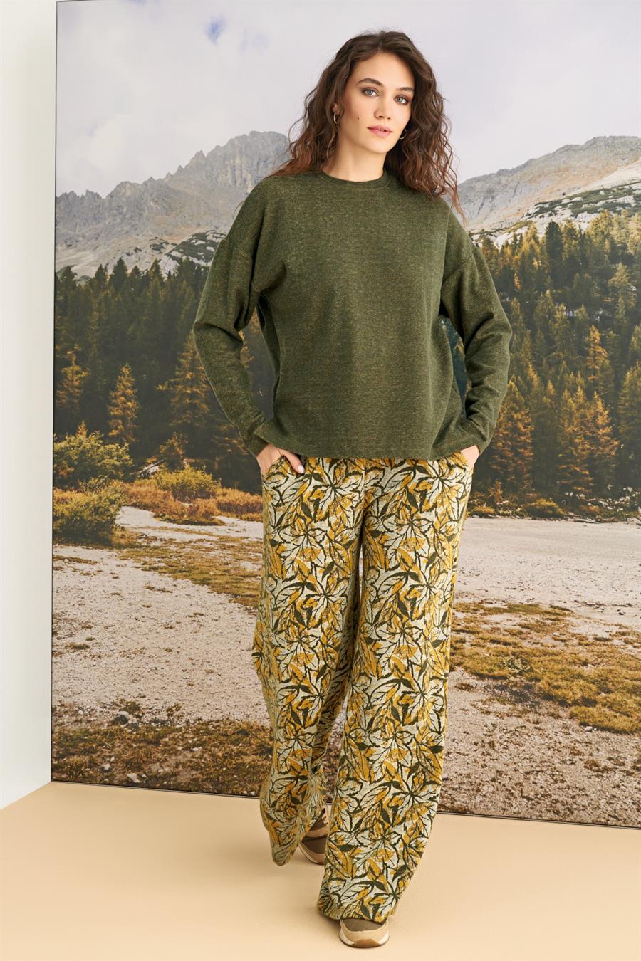 Yaprak Desenli Uzun Kollu Alt Üst Takım
