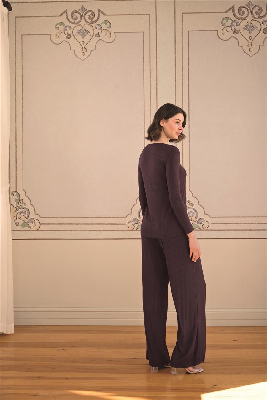 Uzun Kollu ve Dantelli Pijama Takımı