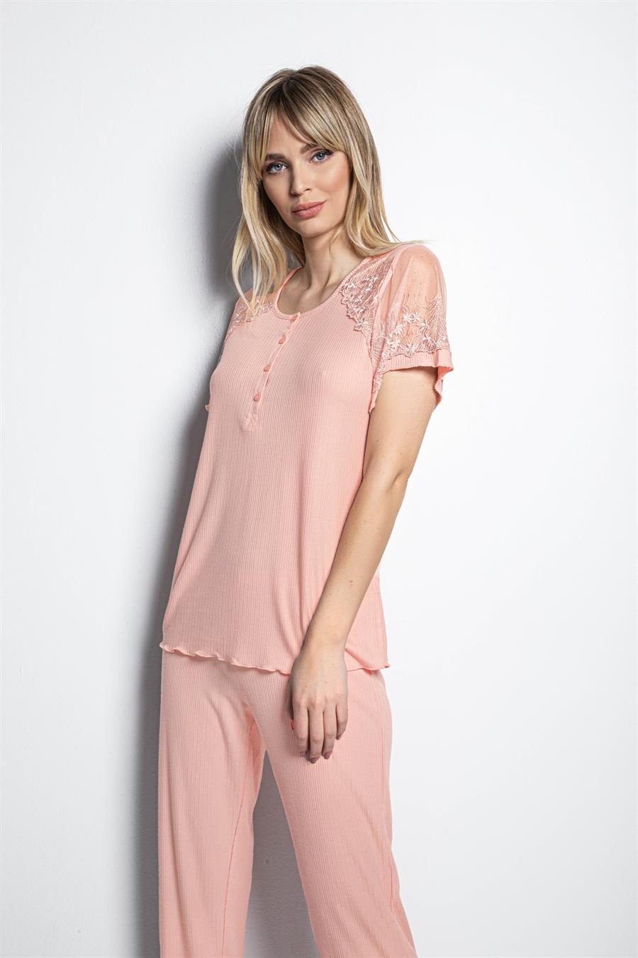 Önü Düğmeli Brode Dantelli Pijama Takımı