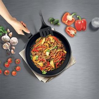 Tefal Titanyum 2X XL Force Wok Difüzyon Tabanlı Tava - 28 cm