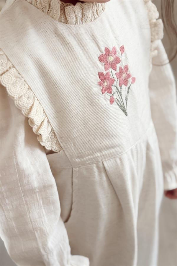 Çiçek Nakışlı Dantel Detaylı Tulum Bej