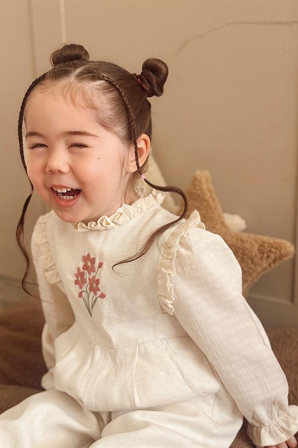 Çiçek Nakışlı Dantel Detaylı Tulum Bej