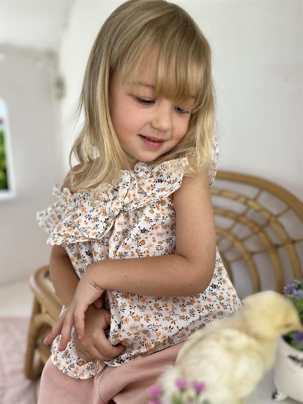 Çiçekli Dokuma Kız Çocuk Bluz Bej