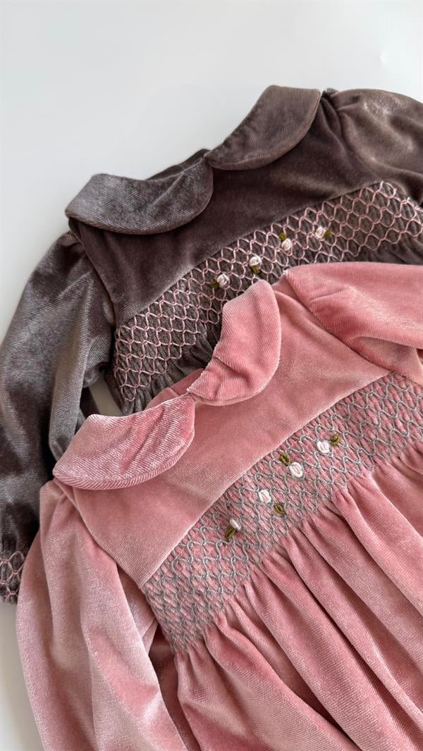 Rokoko Nakışlı Kadife Kız Bebek Tulum Pembe