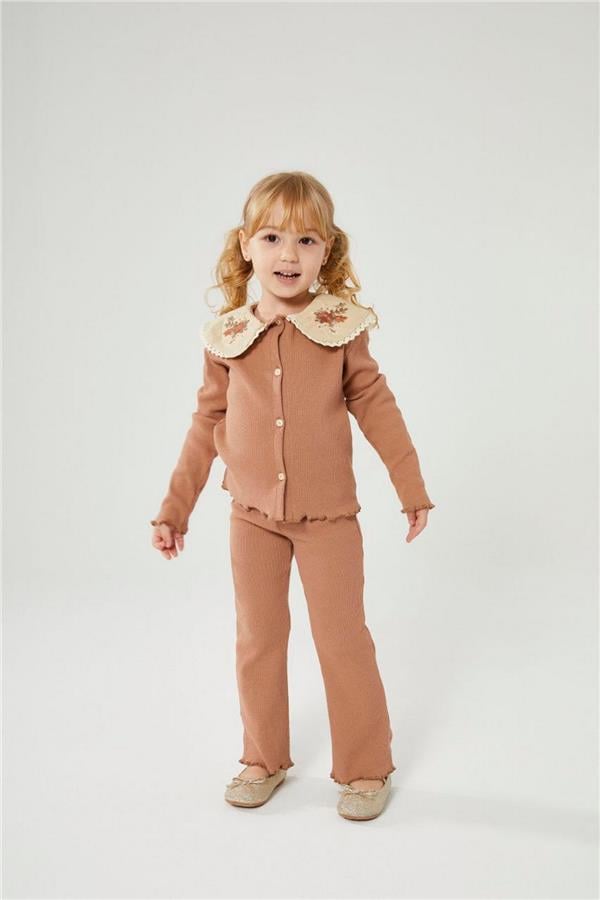 Yakası Nakışlı Fitilli Takım Kahverengi