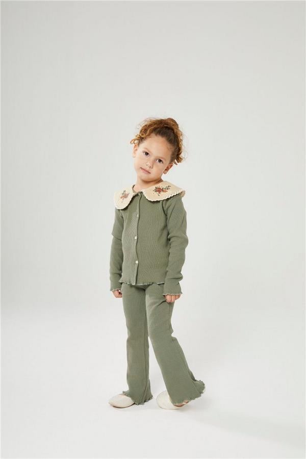 Yakası Nakışlı Fitilli Takım Yeşil