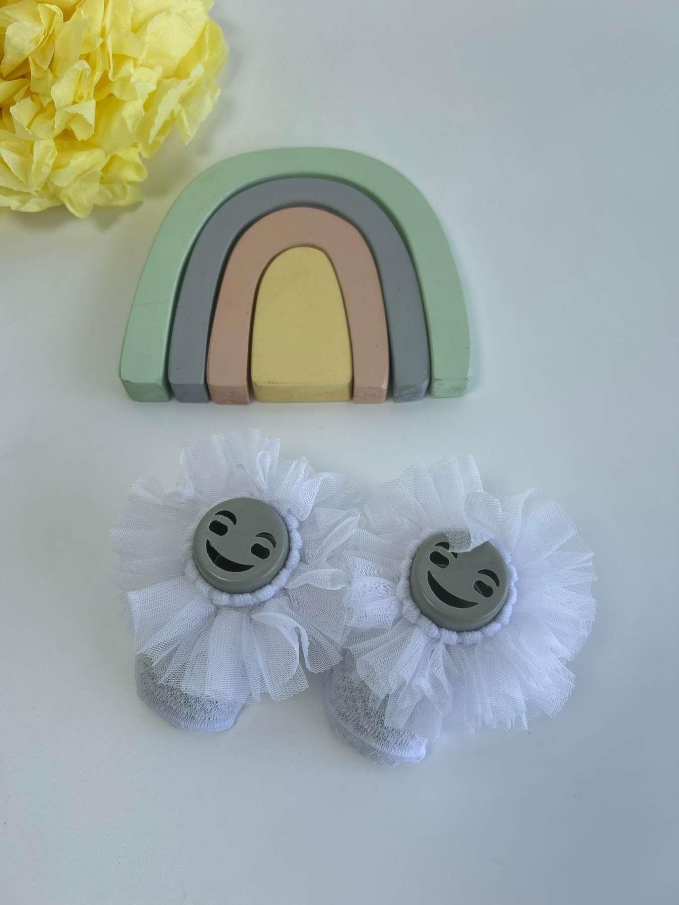 Yenidoğan Kız Bebek Tütülü Askılı Kısa Çorap Beyaz