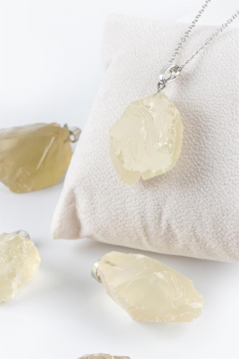 Limon Kuvars Ham Parça Kolye Ucu