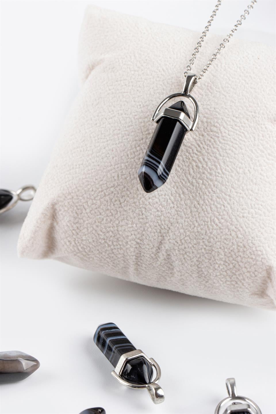 Akik Siyah Çivi Model Kolye Ucu