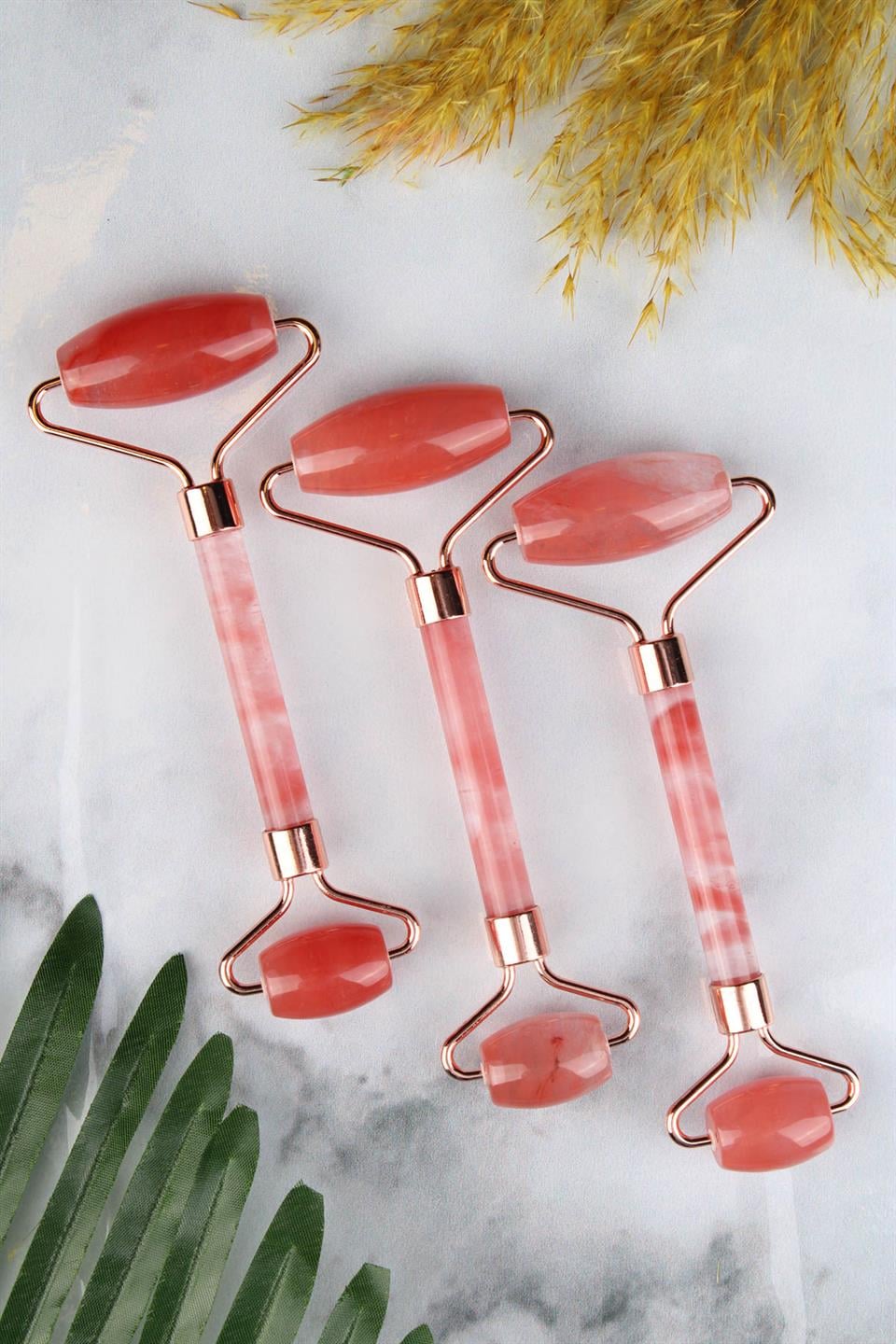 Çilek Kuvars Doğal Taş Face Roller Yüz Masaj Taşı