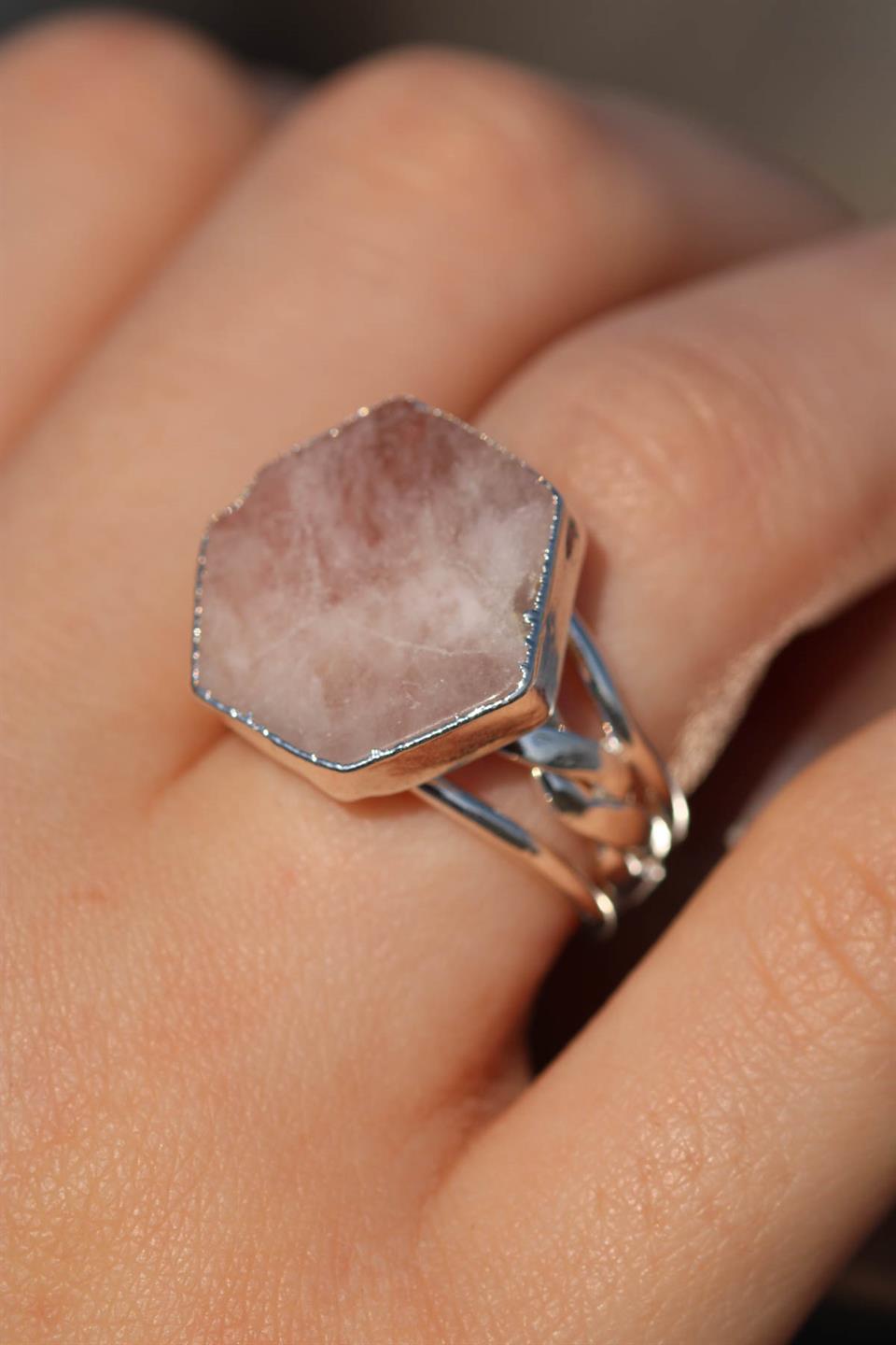 Morganit Altıgen Model 3 Telli Gümüş Kaplama Ayarlanabilir Doğal Taş Yüzük