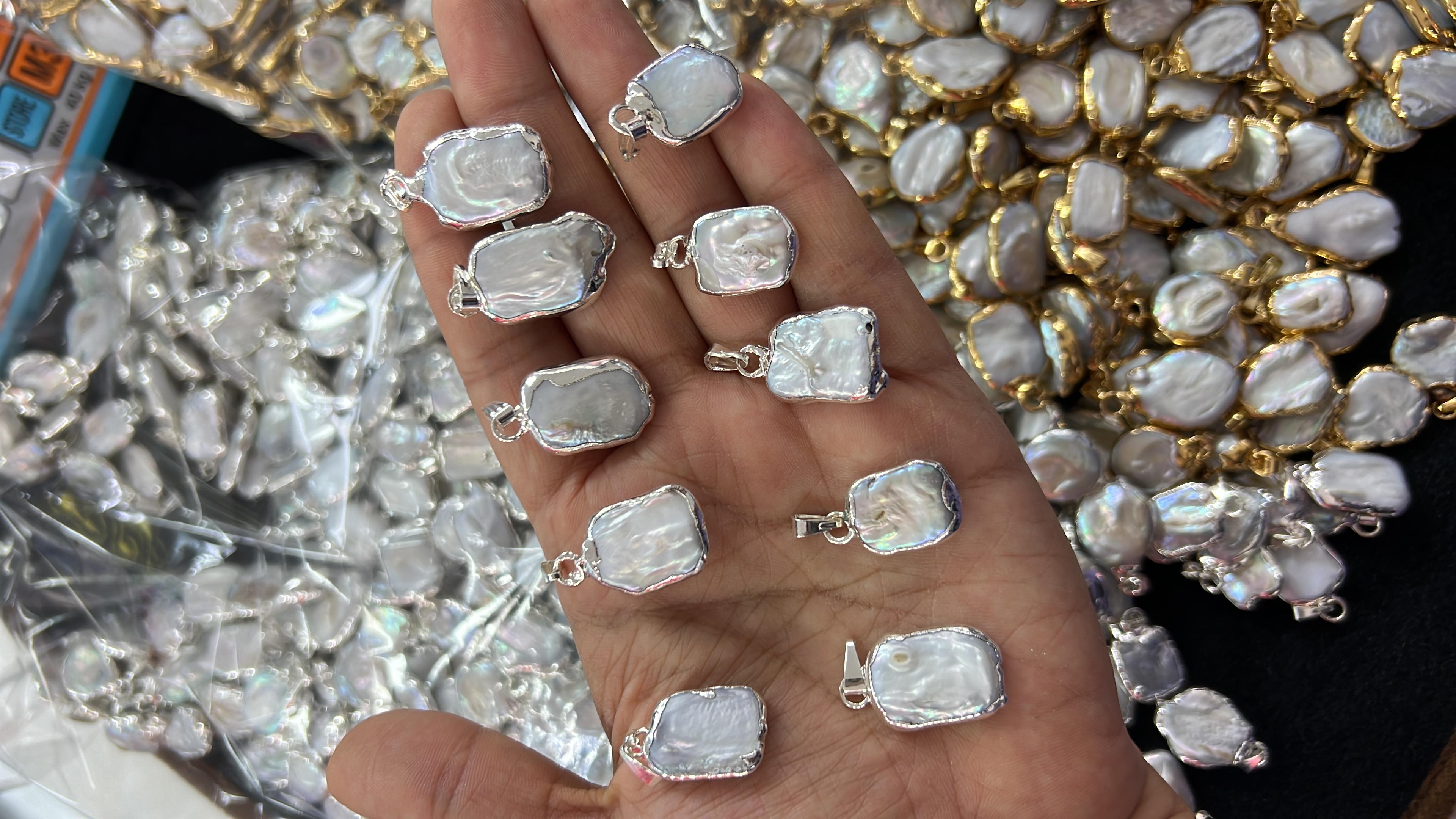 Orijinal Gerçek Tatlı Su incisi Kare Model Gümüş Renk Kaplama Kolye Ucu