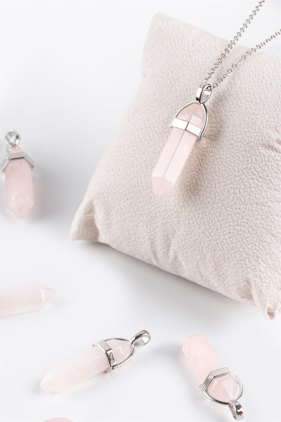 Pembe Kuvars Çivi Model Kolye Ucu