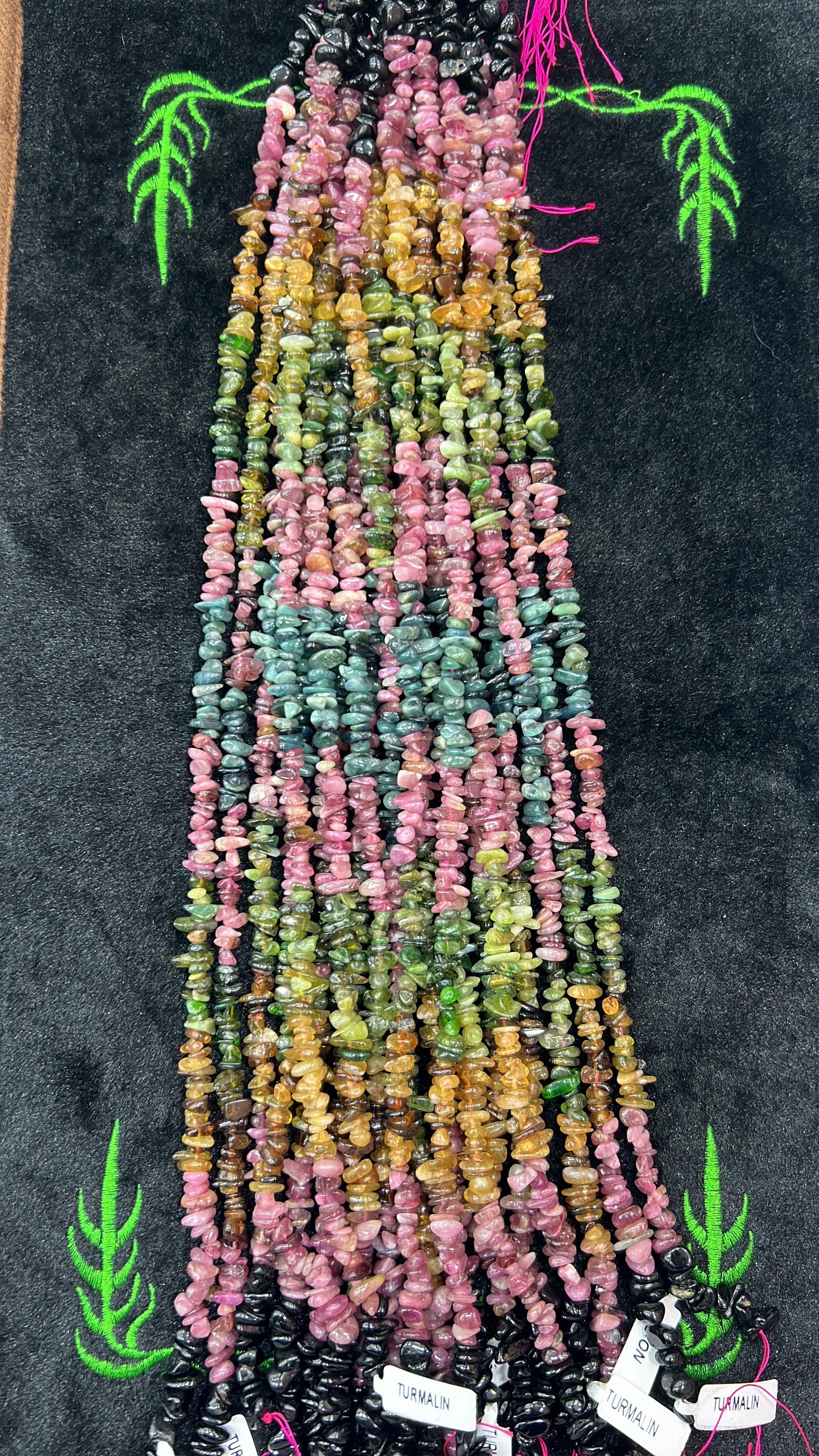 Turmalin Multicolor (Çok Renkli) Kırık Taş Model Doğal Taş Dizi (40 cm)