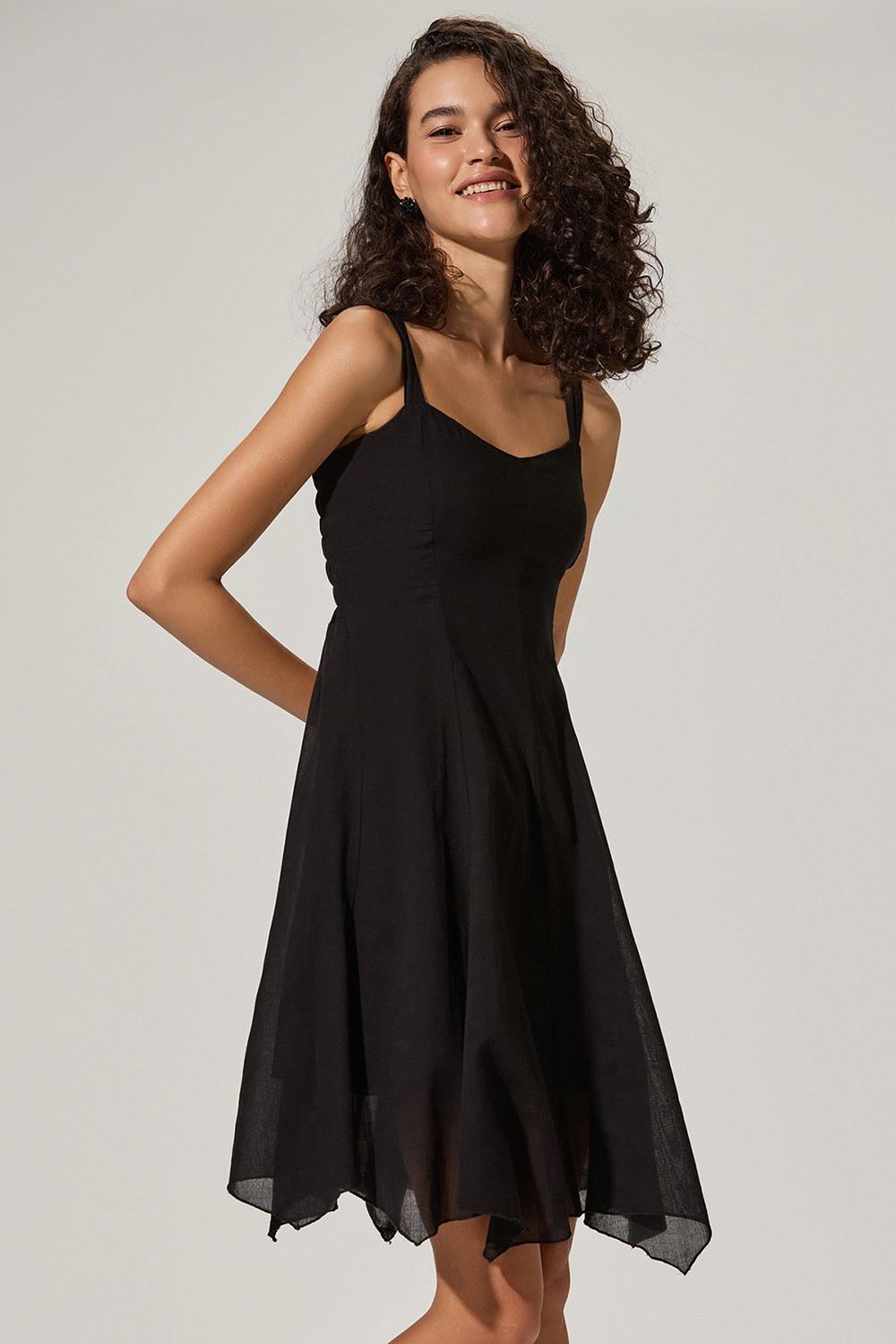 Askılı Kısa Siyah Elbise