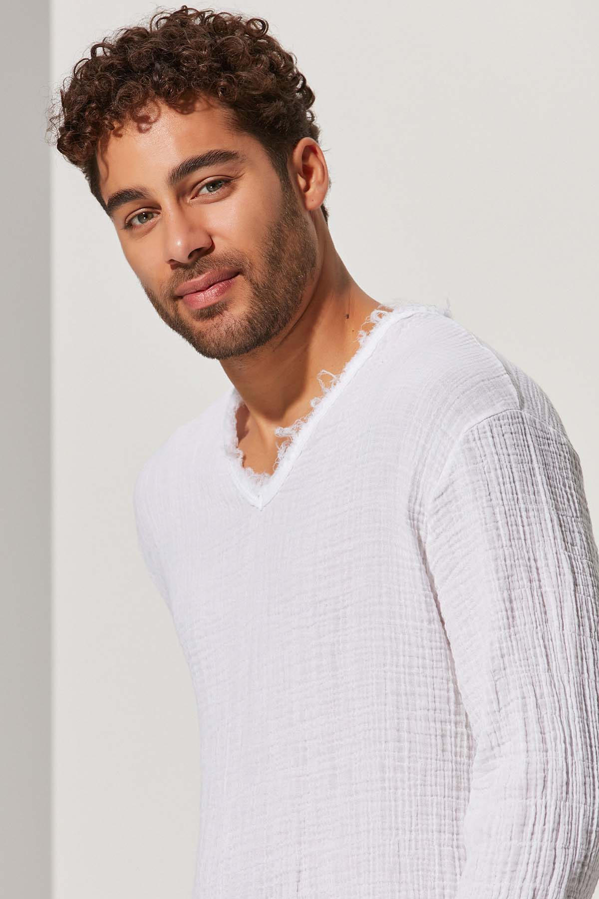 Double Face V Yaka Müslin Kumaş  T-Shirt