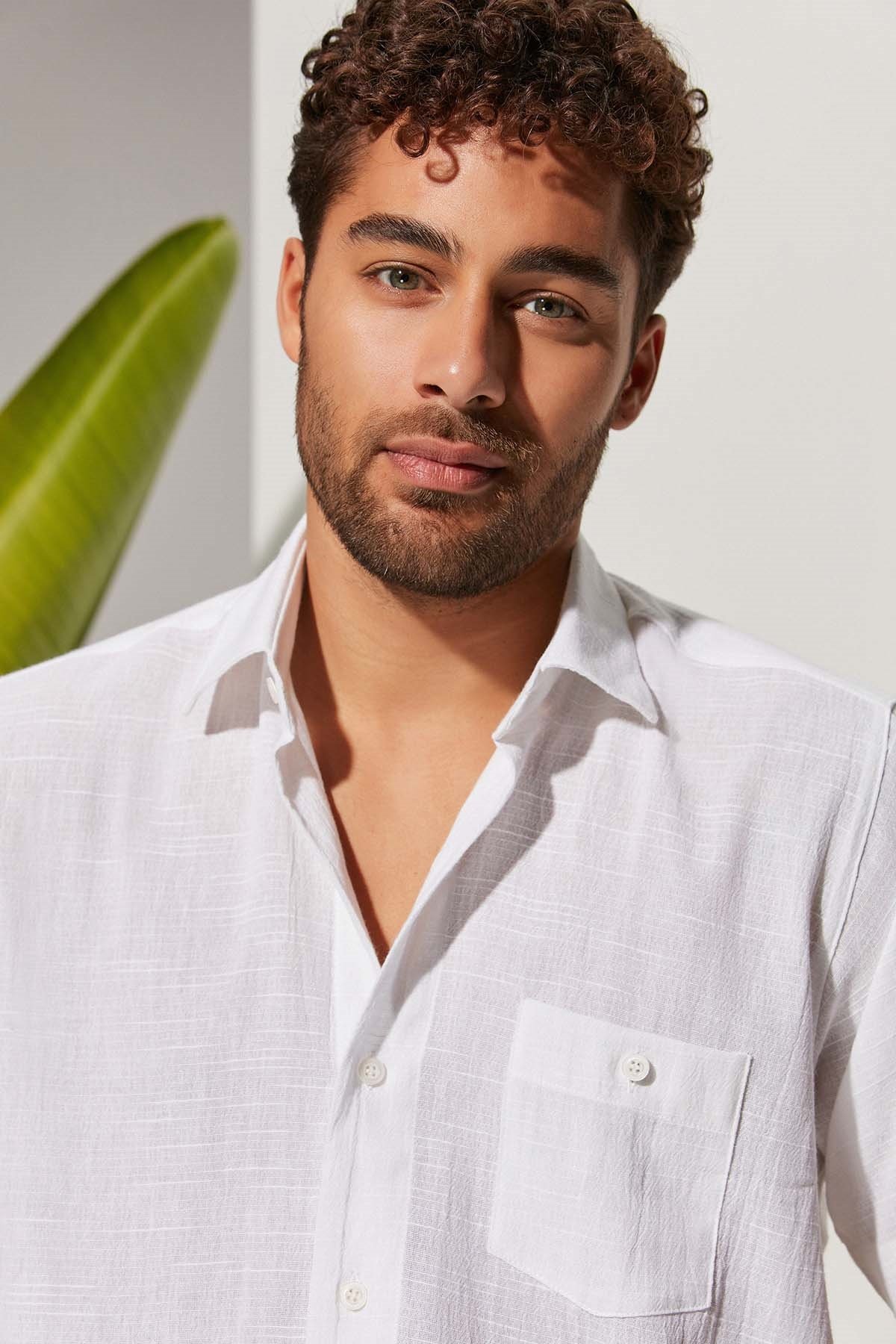 Kısa Kol Beyaz Erkek Gömlek