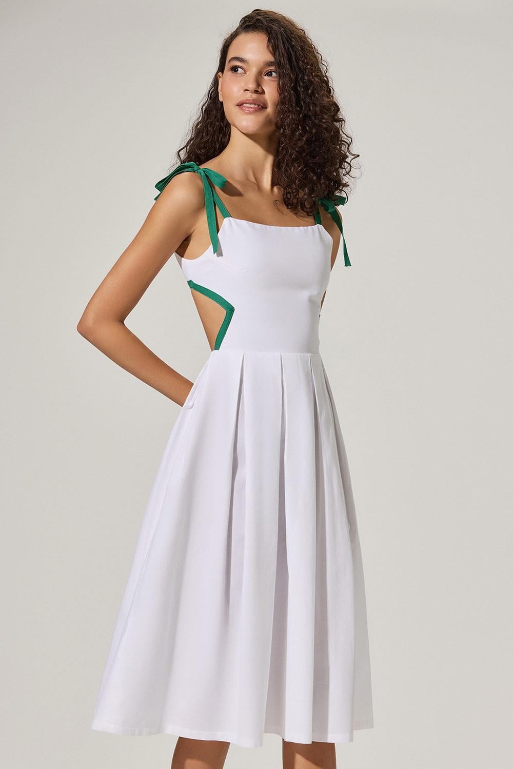 Ribbon Detailed Dress