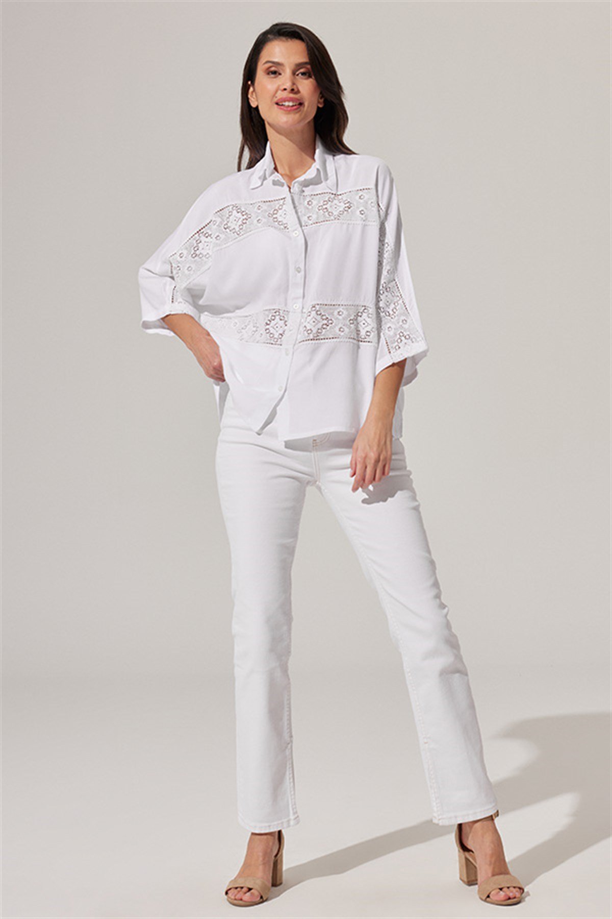 Uzun Kol, Dantel Detaylı Gömlek