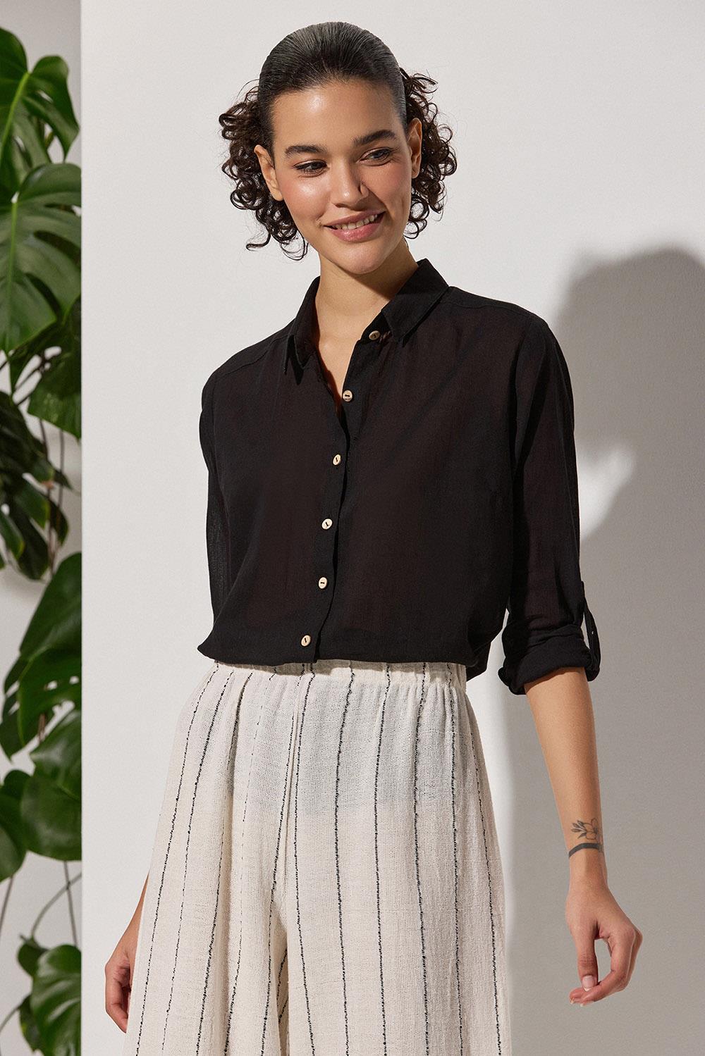 Uzun Kollu Klasik Siyah Kadın Gömlek