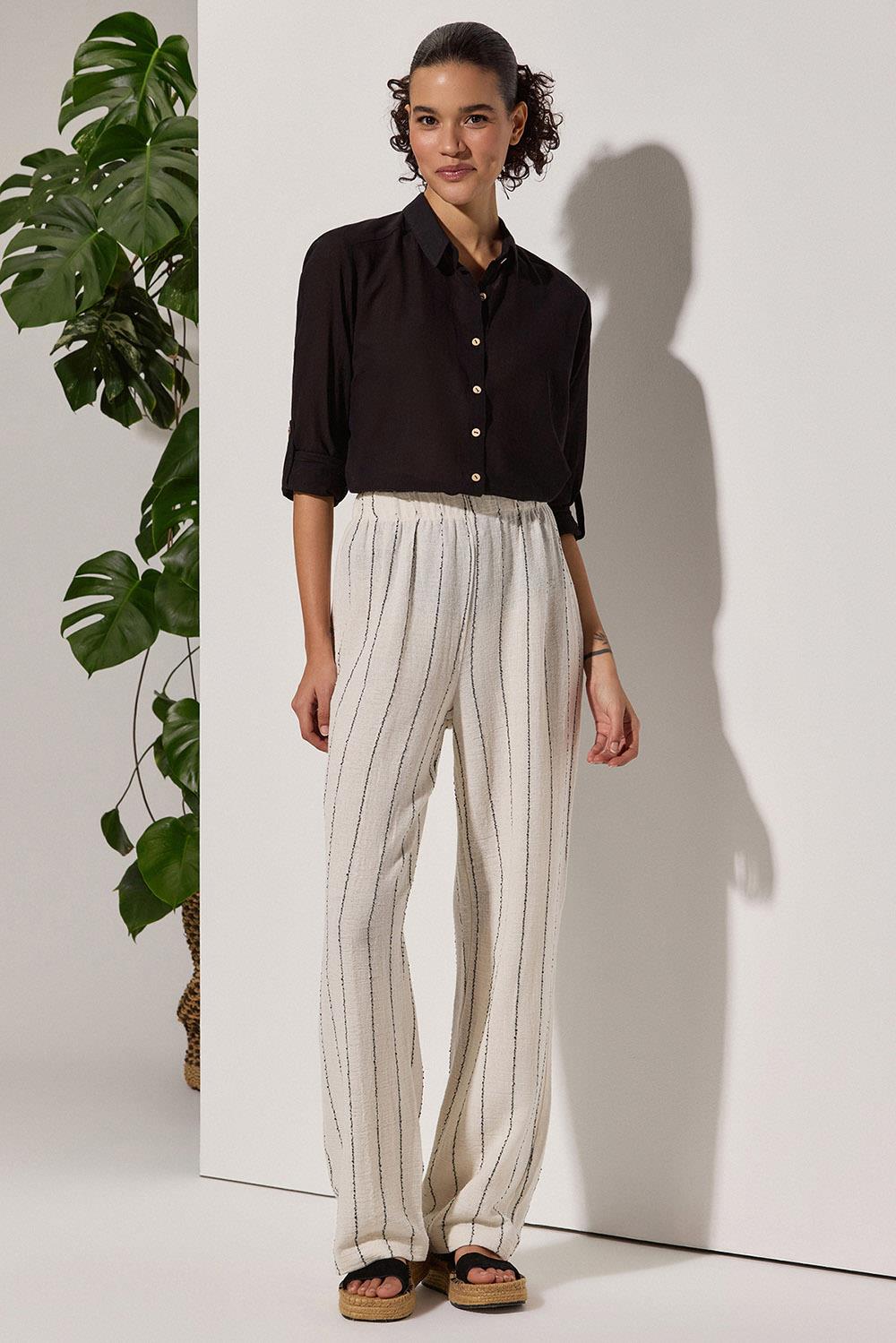 Uzun Kollu Klasik Siyah Kadın Gömlek