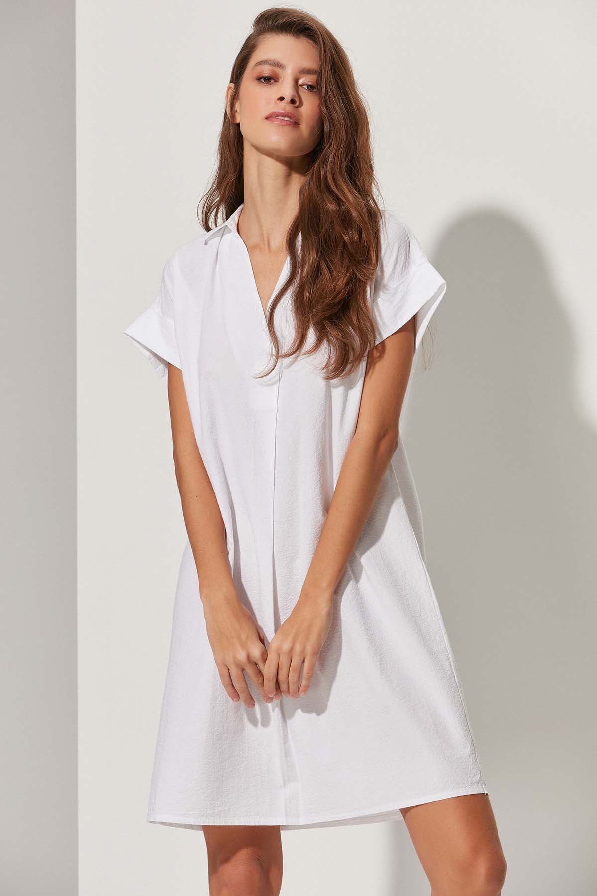 V Neck Pleated Dress