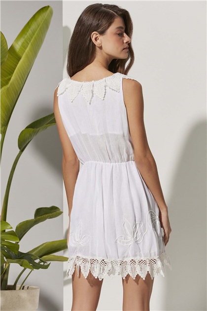 Anvelop Özel İşlemeli Beyaz Elbise