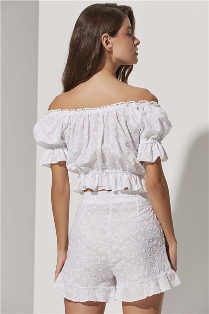 Brode Geniş Yaka Beyaz Bluz