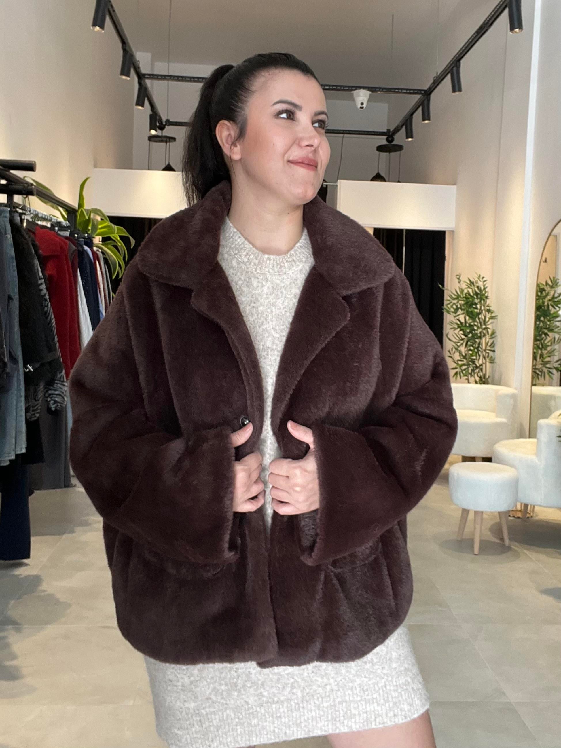 Acı Kahve Astarlı Çift Cepli Çıtçıtlı Kürk